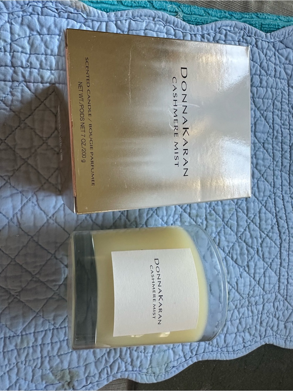 Donna Karan Cashmere Mist Candle - Cream and Gold Label
